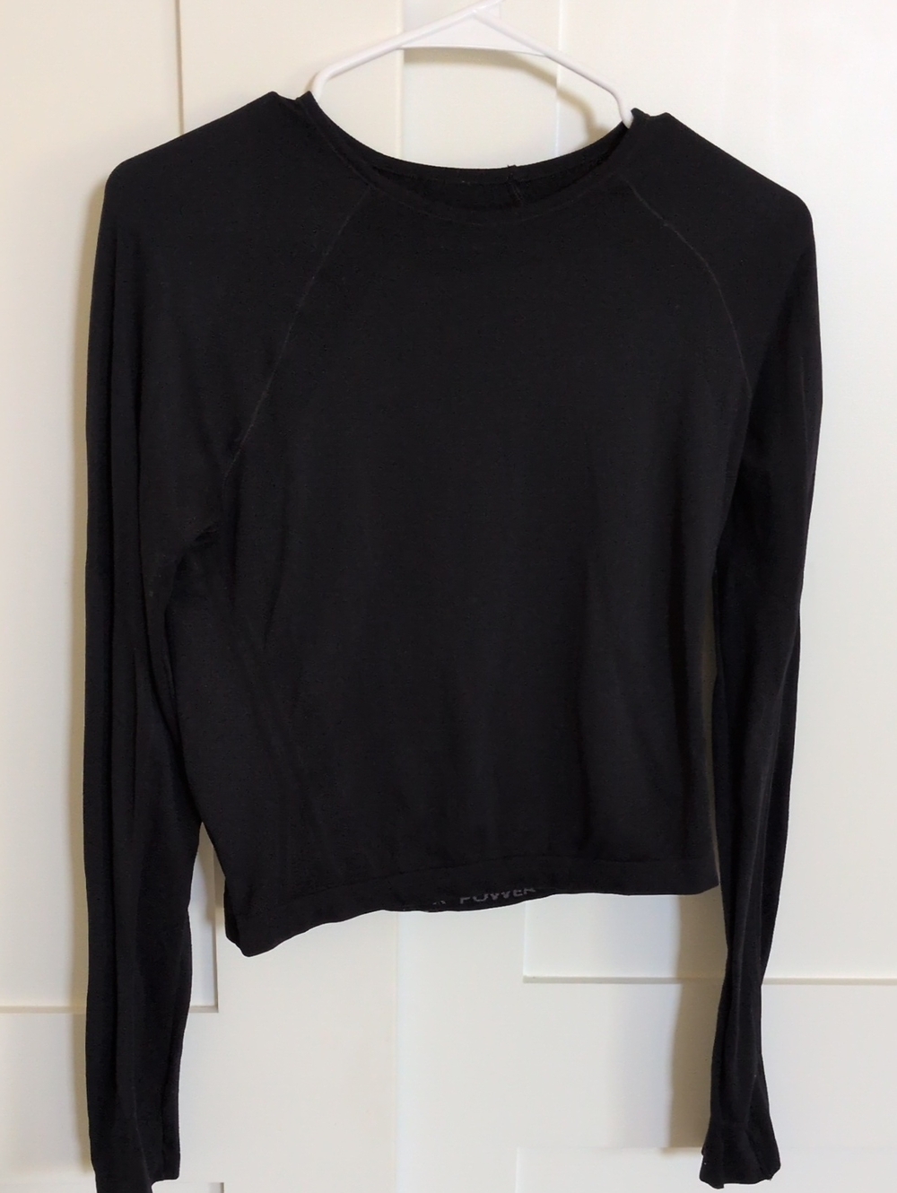 Athleta Black Long-Sleeve Crewneck Top